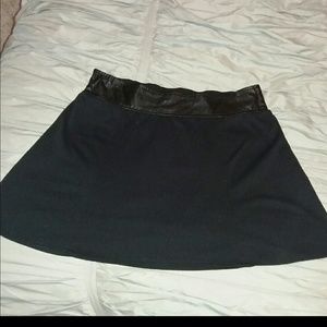 Black skater skirt